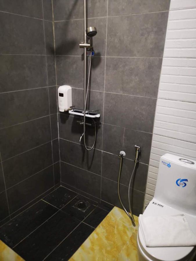 Comfort Inn Sibu Buitenkant foto