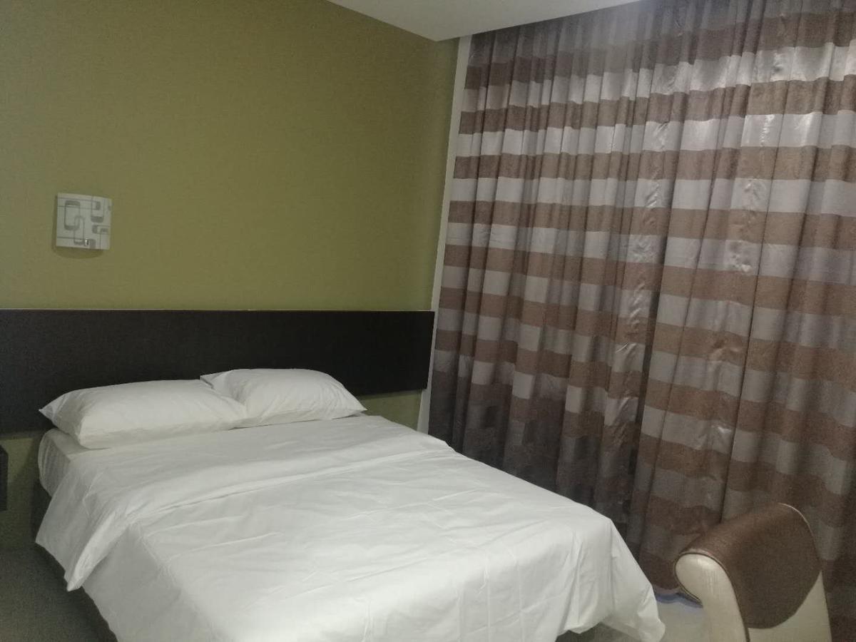 Comfort Inn Sibu Buitenkant foto
