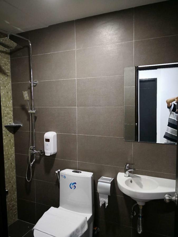 Comfort Inn Sibu Buitenkant foto
