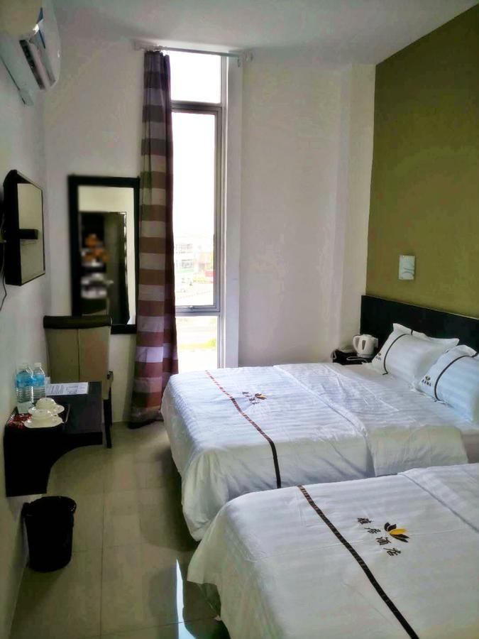 Comfort Inn Sibu Buitenkant foto