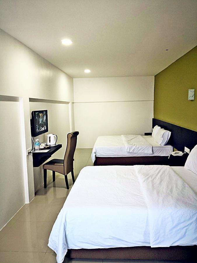 Comfort Inn Sibu Buitenkant foto